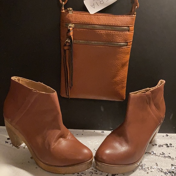 Leather clog bundle - Picture 2 of 8